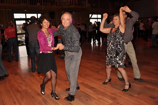 min 2009 11 29 station danse 083